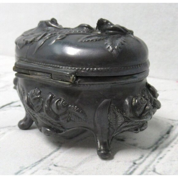 1900’s Stamped Art Nouveau Jewelry Trinket Casket Box Repousse Brainard & Wilson - Picture 3 of 7